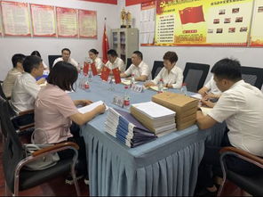 駐馬店銀保監(jiān)分局蒞臨中華財(cái)險(xiǎn) 駐馬店中支督導(dǎo)中介市場亂象整治工作